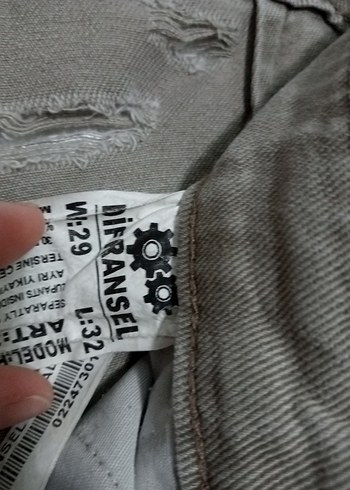 Bej Bol Kesim Kemerli Kot Pantolon - Görsel 3