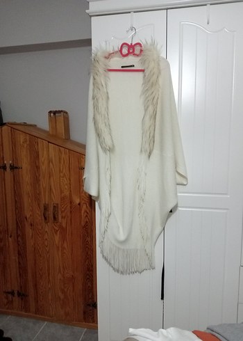 Beyaz Tüylü Midi Bohem Kadın Hırka - Görsel 6