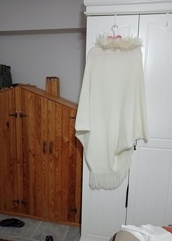 Beyaz Tüylü Midi Bohem Kadın Hırka - Görsel 2