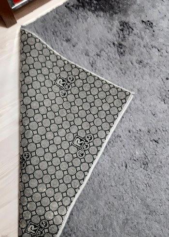 Gri Düz Yumuşak Halı - Görsel 3