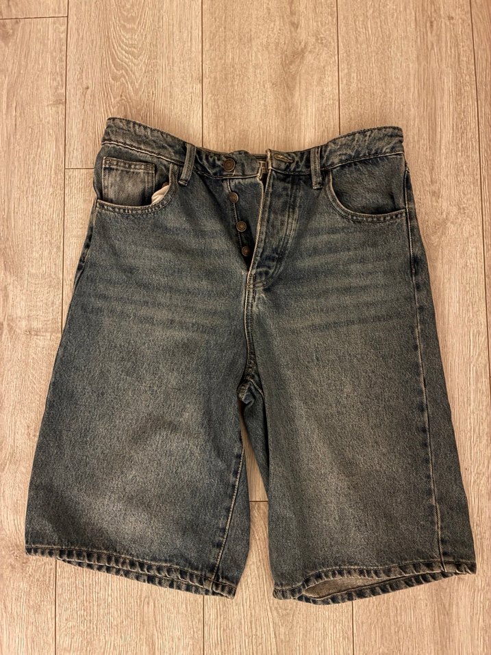 Stradivarius Mavi Denim Bol Bermuda Şort #bermuda #şort - Görsel 2