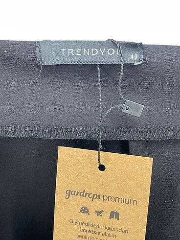40 Beden siyah Renk Trendyol & Milla Kalem Etek %70 İndirimli.