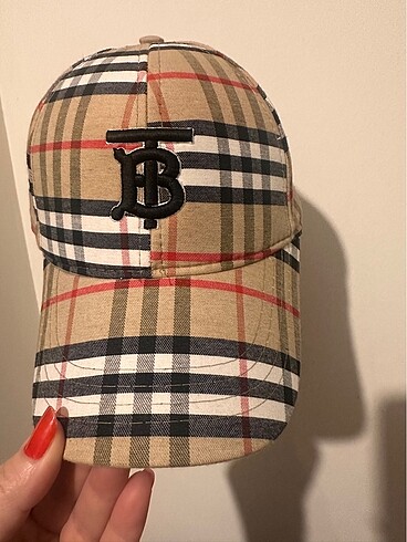 Burberry şapka standart