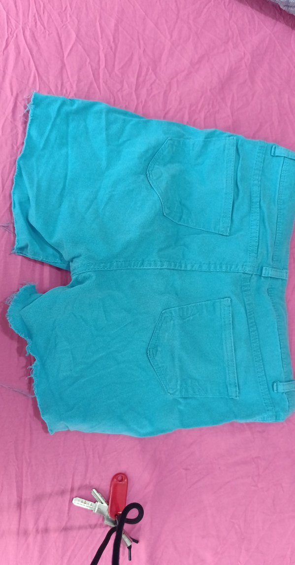 Turkuaz Midi Şort - Görsel 3