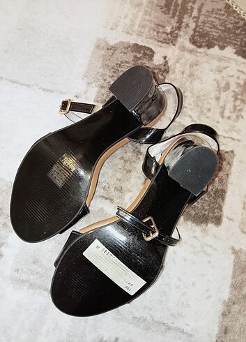 Flo Ayakkabı Topuklu sandalet 