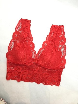 Kırmızı bralet takım