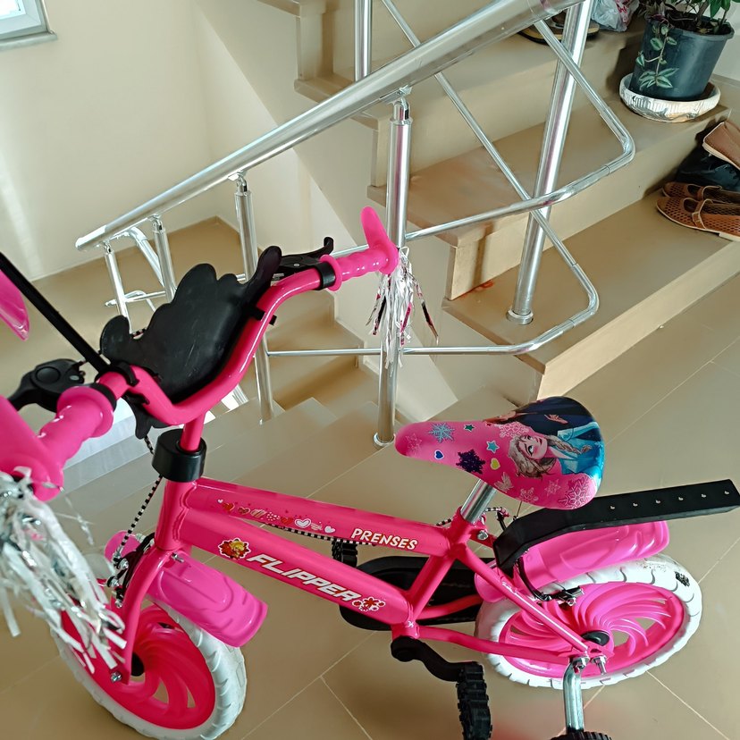 Pembe Prenses Çocuk Üç Tekerlekli Bisiklet - Görsel 3