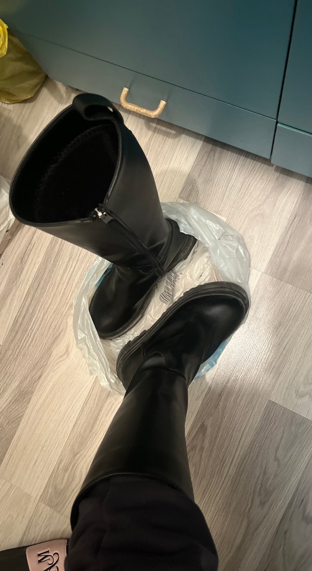 Siyah Tokalı Kadın Dizüstü Bot - Görsel 3