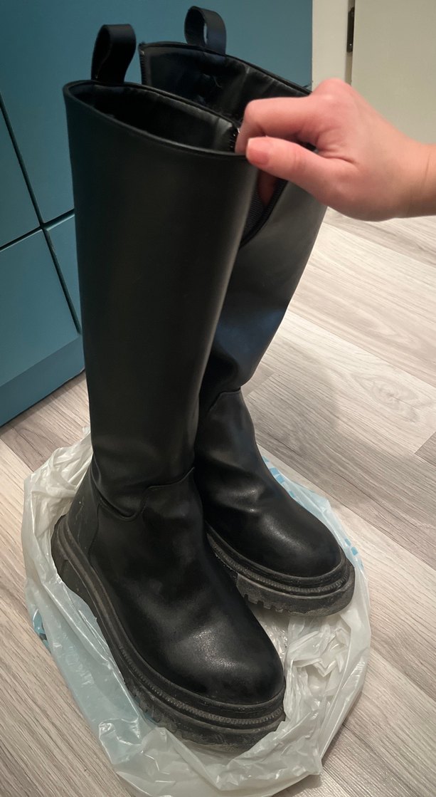 Siyah Tokalı Kadın Dizüstü Bot - Görsel 5