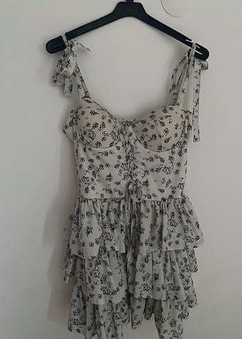 Çiçek Desenli Fırfırlı Elbise - Görsel 4