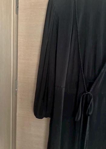 Siyah Uzun Kollu Gevşek Kesim Kadın Giydirme - Görsel 4