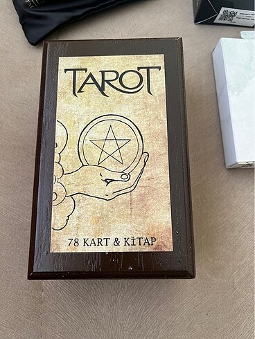  Tarot kartı
