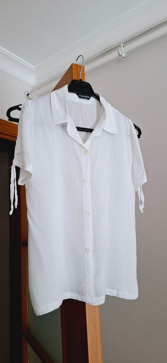 Kadın Beyaz Keten Kısa Kollu Gömlek - Görsel 2