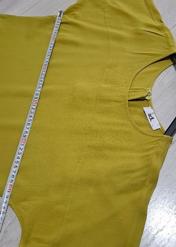 Sarı Kadın Kısa Kollu Saten Bluz - Görsel 4