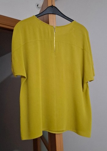 Sarı Kadın Kısa Kollu Saten Bluz - Görsel 3