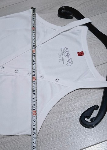 Beyaz V Yaka Hamile Atlet - Görsel 8