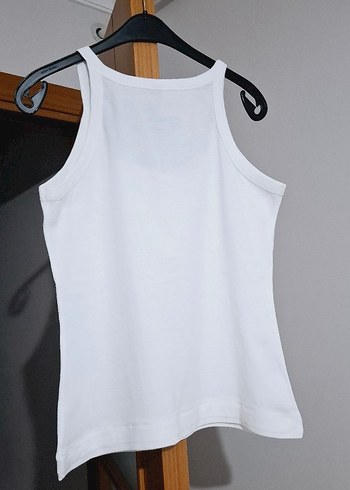 Beyaz V Yaka Hamile Atlet - Görsel 5