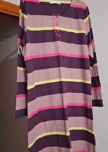 Çizgili Uzun Kollu Hamile ve Emzirme Gecelik - Görsel 2