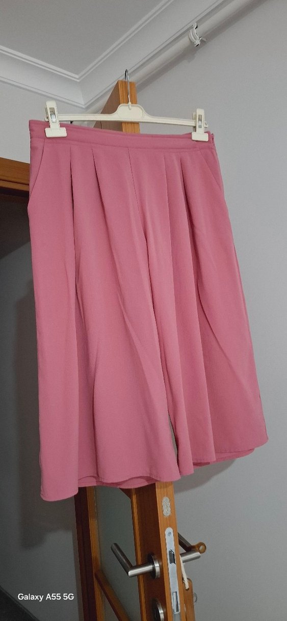 Piliseli Pembe Midi Kadın Kumaş Pantolon - Görsel 2