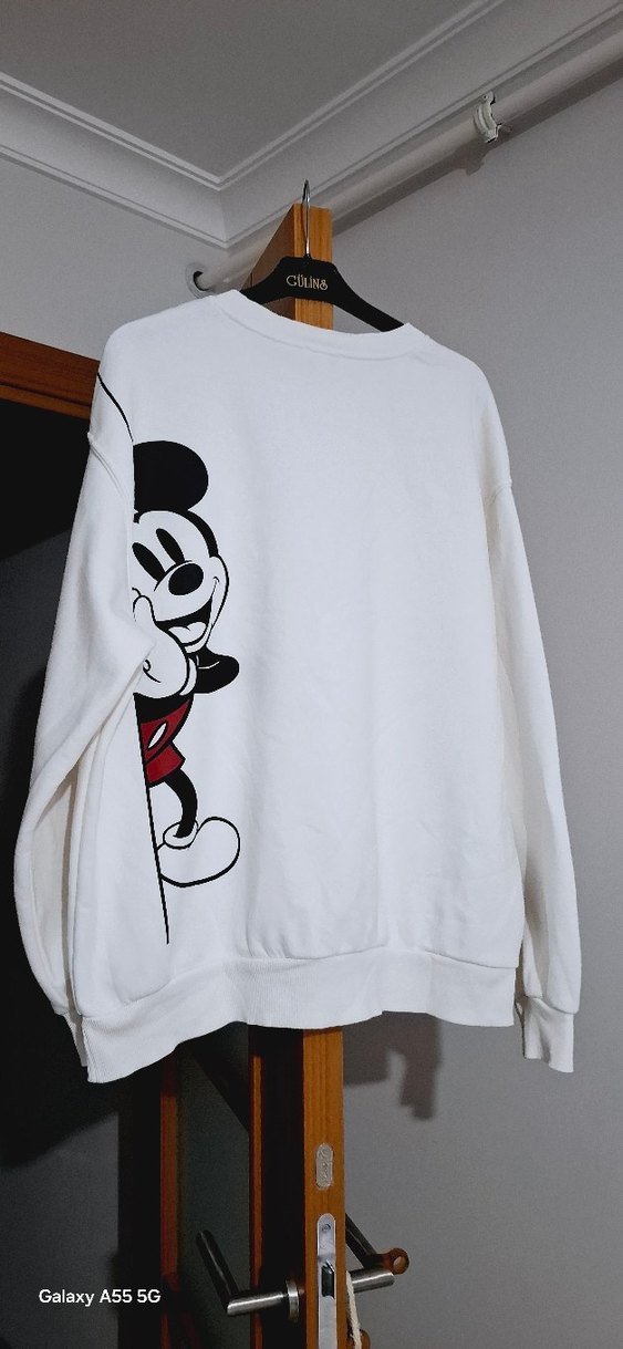 Beyaz Mickey Baskılı Kadın Sweatshirt - Görsel 4