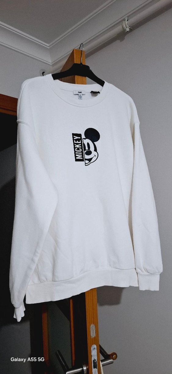 Beyaz Mickey Baskılı Kadın Sweatshirt - Görsel 2