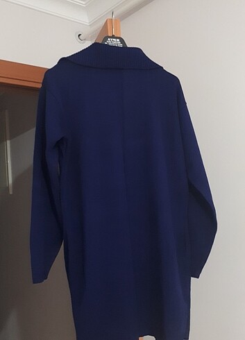 xl Beden #ZARA MARKA LARCİVERT RENK HIRKA marka temsili dir