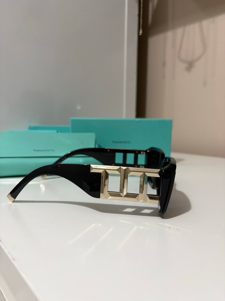 Tiffany&Co güneş gözlüğü orijinal kutulu ve sertifikalı - Görsel 4
