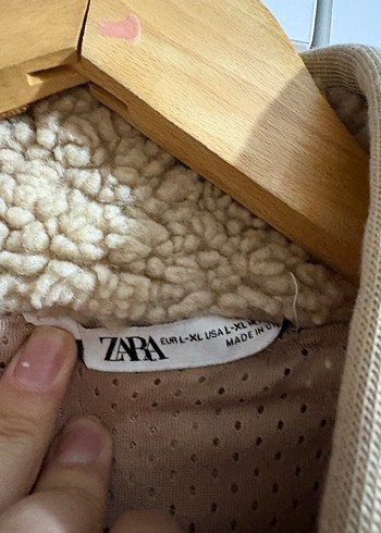Zara bej Peluş erkek mont - Görsel 3