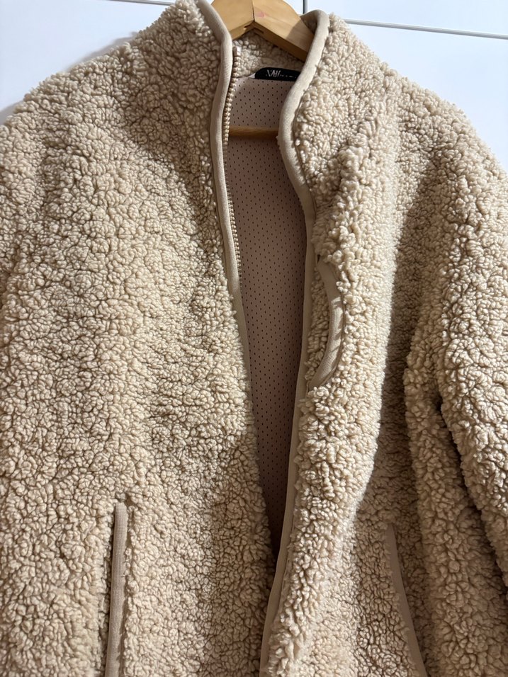 Zara bej Peluş erkek mont - Görsel 2