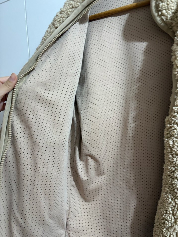 Zara bej Peluş erkek mont - Görsel 4