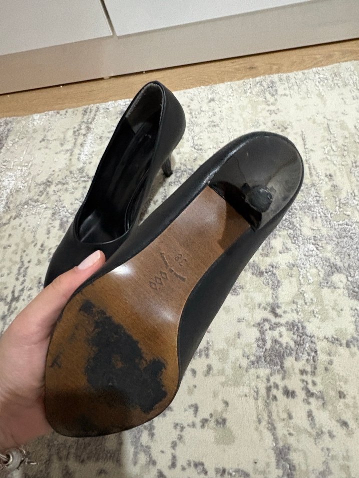 Klasik Siyah Stiletto Topuklu Kadın Ayakkabı - Görsel 3