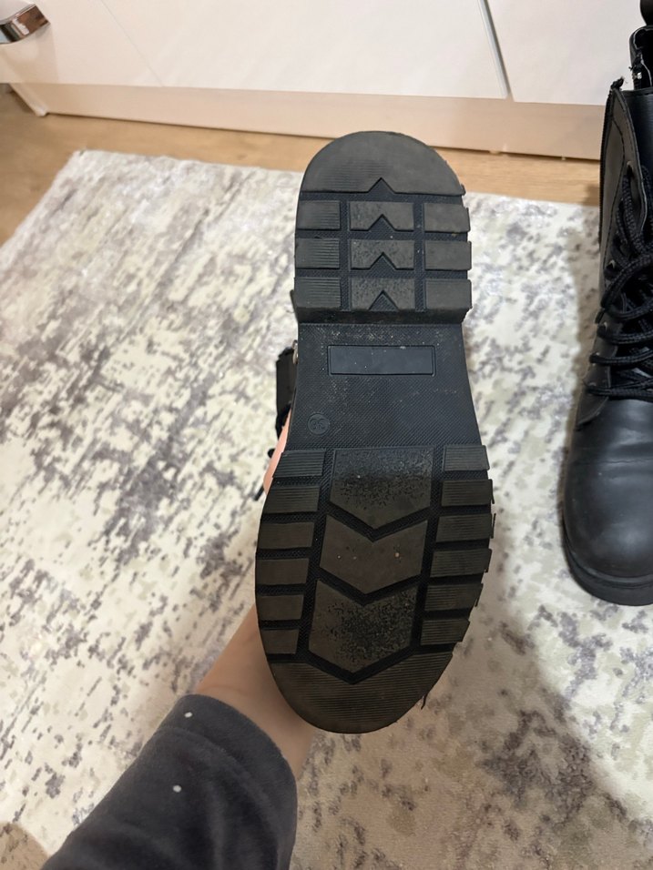 Siyah Kadın Topuklu Goth Bot - Görsel 4