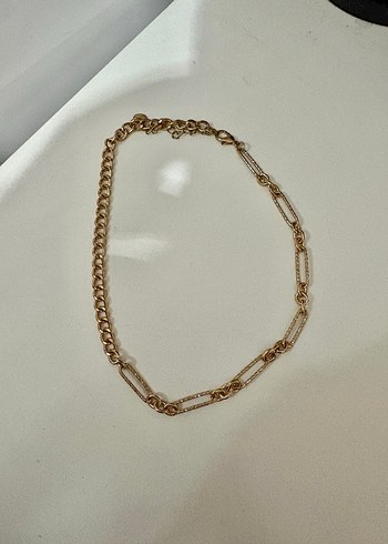 Altın Renk Zincir Detaylı Kadın El Zinciri - Görsel 2