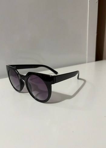 Siyah Minimalist Gotik Kadın Güneş Gözlüğü - Görsel 2