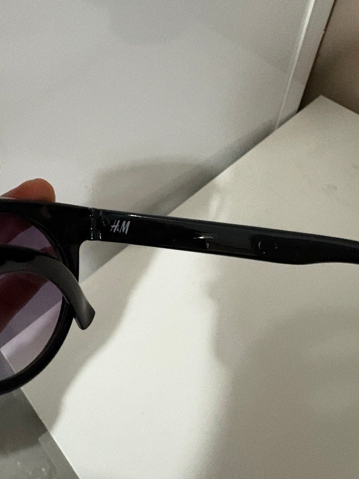 Siyah Minimalist Gotik Kadın Güneş Gözlüğü - Görsel 3