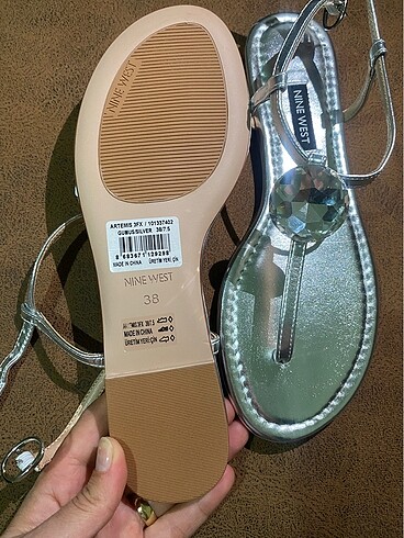 38 Beden gri Renk Nine West sandalet