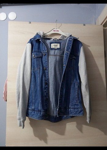 Gri Kapüşonlu Denim Ceket