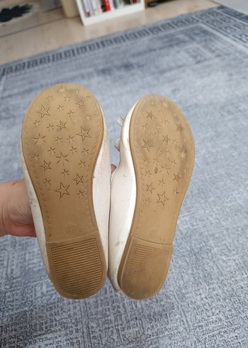 Kız Çocuk Beyaz Tokalı Babet Ayakkabı - Görsel 5