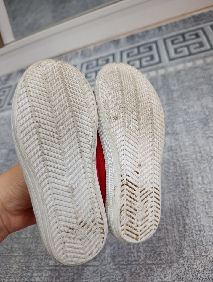 Kız Çocuk Kırmızı Cırtlı Babet Ayakkabı - Görsel 3