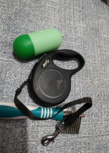 Gri Tasma, Yeşil Poop Torbası ve Tüy Tarağı - Görsel 6