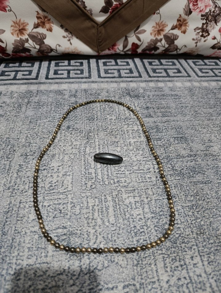 Gri Boncuklu Uzun Yılan Desenli Kadın Kolye - Görsel 2