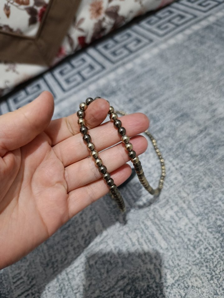 Gri Boncuklu Uzun Yılan Desenli Kadın Kolye - Görsel 3