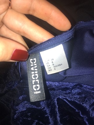 38 Beden lacivert Renk H&M kadife gece elbisesi