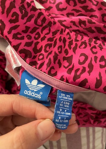 Adidas Kız Çocuk Renkli leopar Desenli Pembe Eşofman Takımı