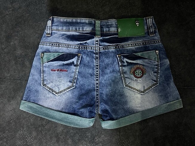 28 Beden mavi Renk Gucci Jean Şort