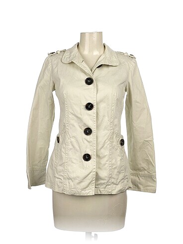 Mango Trenchcoat %70 İndirimli.