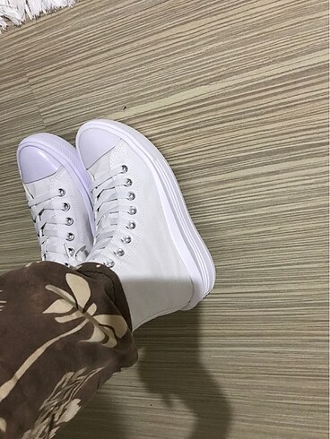 38 Beden Yeni converse