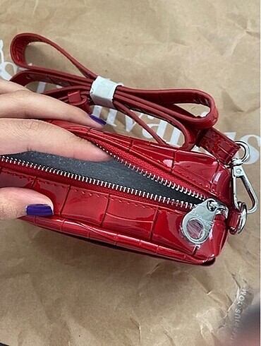  Beden kırmızı Renk Stradivarius Timsah Desenli Mini çanta