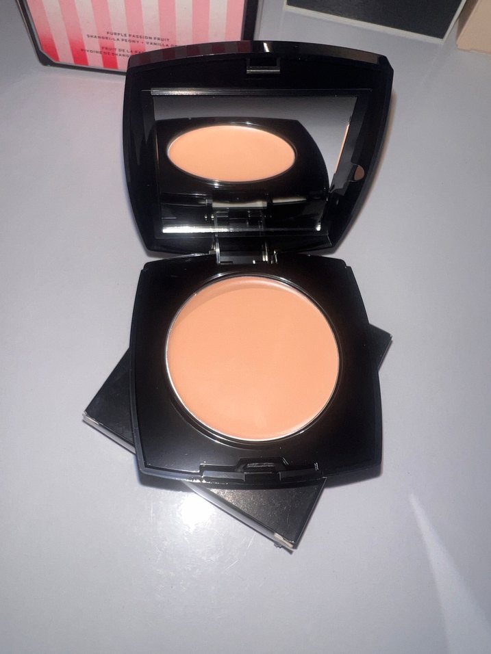 Avon ivory fondeten pudra - Görsel 3