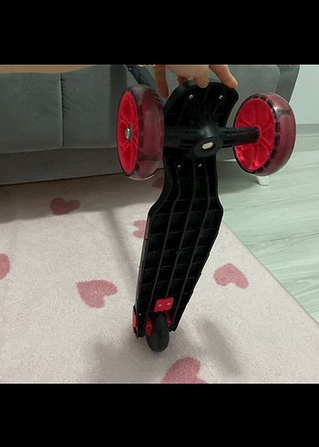 Kırmızı Çocuk Scooter'ı - Görsel 6